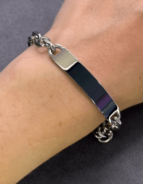 Браслет из стали