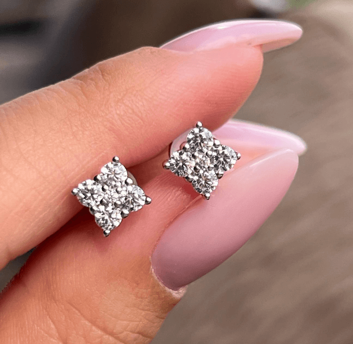 Серьги гвоздики из Серебро 925 пробы, цирконы