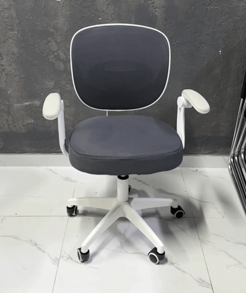 Детское кресло