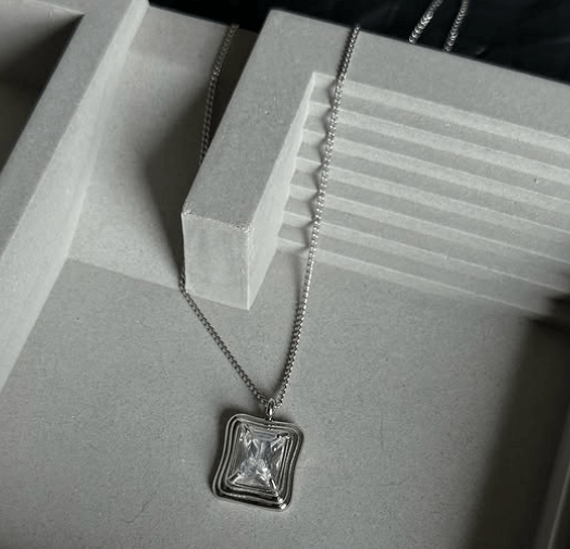 Винтажные квадратные циркониевые ожерелье Серебро 925 пробы