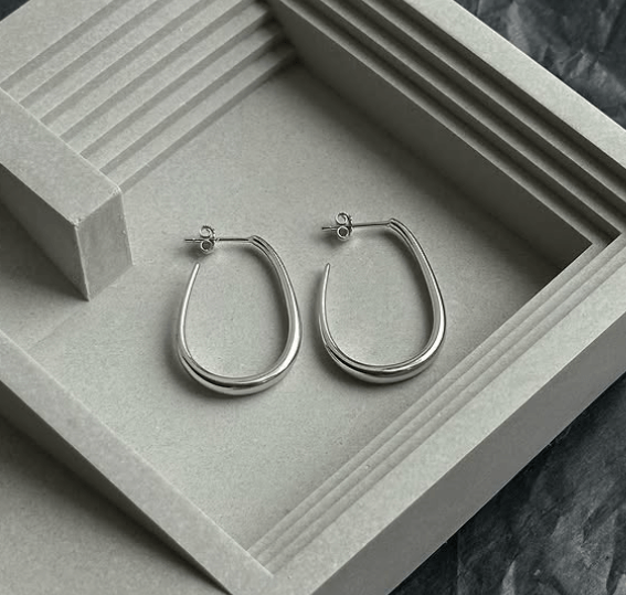 Серьги кольца овальной формы Серебро 925 пробы