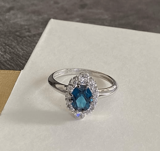 Кольцо/Серебро 925 пробы / Кольцо с синим камнем / Кольцо с черным камнеп / подчеркни свою индивидуальность