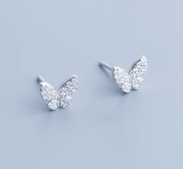 Серьги “Mariposa” Материал: Серебро 925 Родиевое покрытие Камни: Высококлассные цирконы