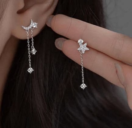 Серьги “Vida lunar” Материал: Серебро Родиевое покрытие Камни: Высококлассные цирконы