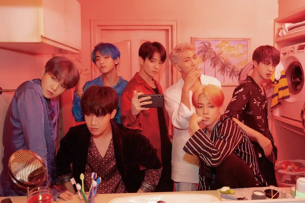 BTS_Map_of_the_Soul_Persona_Version_2.webp