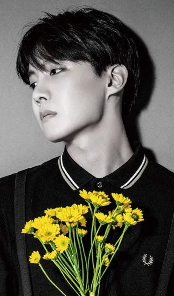 J-Hope_I_Need_U_Japanese_Single.webp