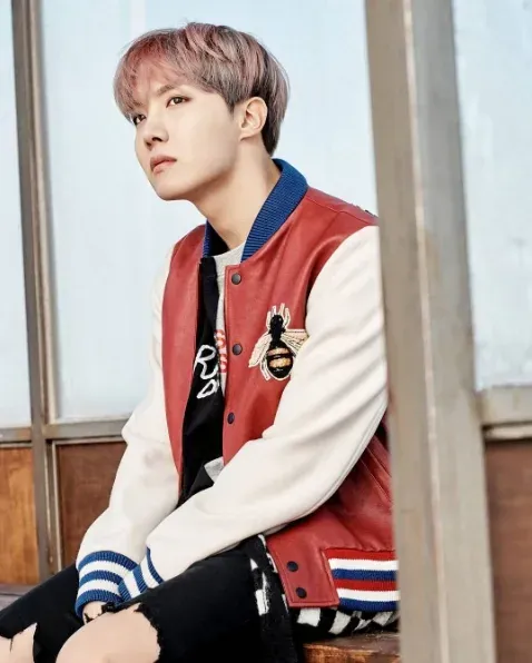 J-Hope_You_Never_Walk_Alone2.PNG.webp