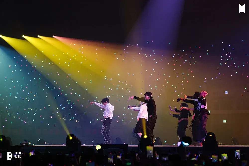 J-hope_HOPE_ON_THE_STAGE_in_SEOUL_Photo_Sketch_(10).webp