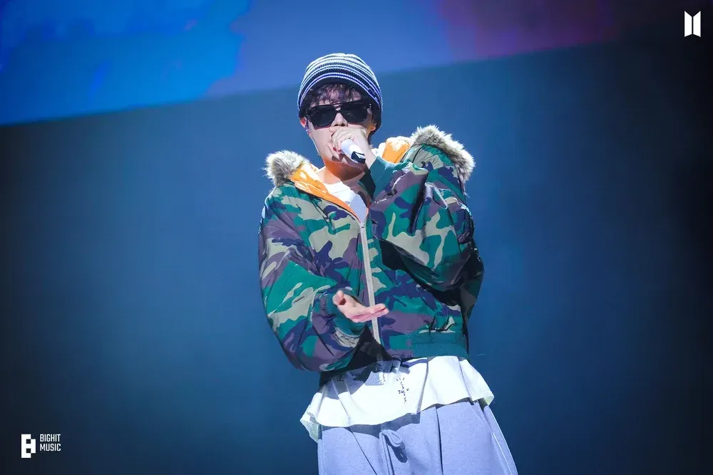 J-hope_HOPE_ON_THE_STAGE_in_SEOUL_Photo_Sketch_29.webp