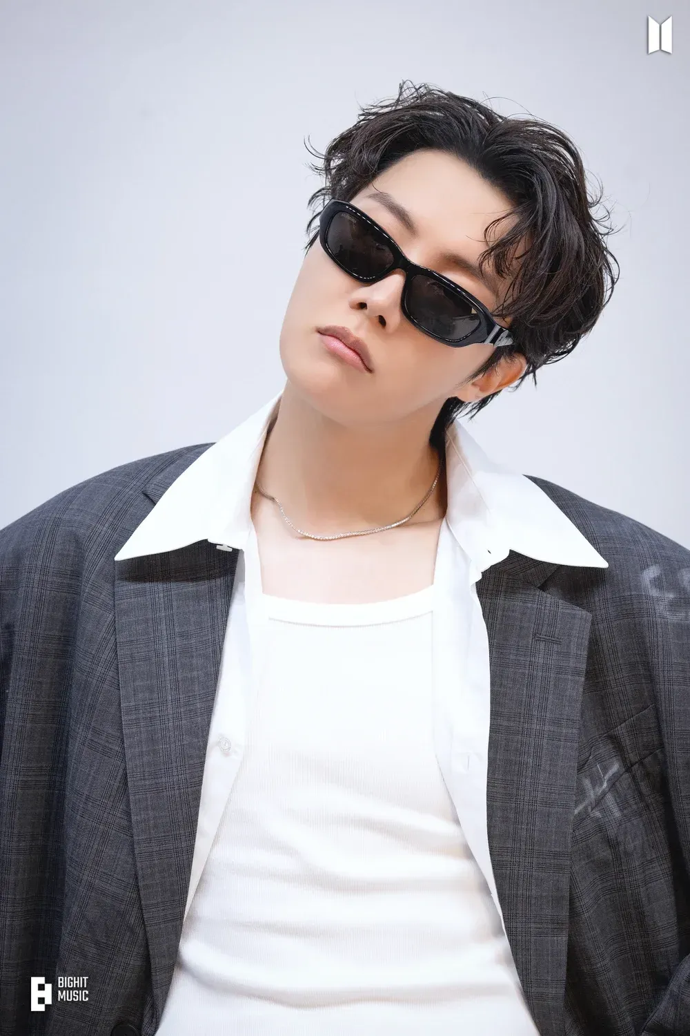 J-hope_MONA_LISA_Concept_Photo_288%29.webp