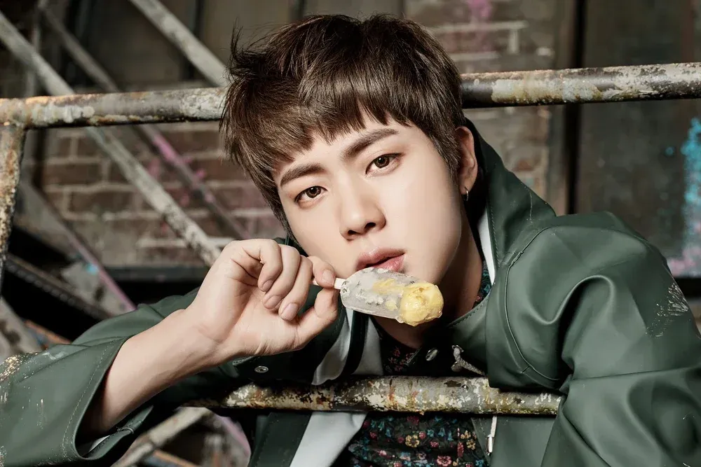 Jin_You_Never_Walk_Alone4.PNG.webp