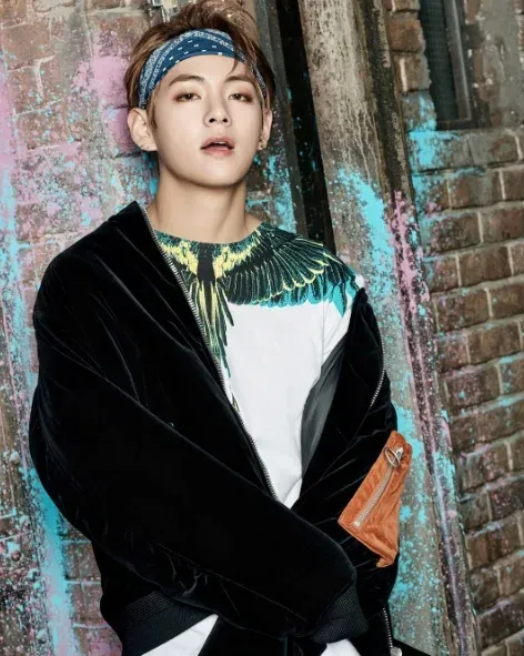 V_You_Never_Walk_Alone4.PNG.webp