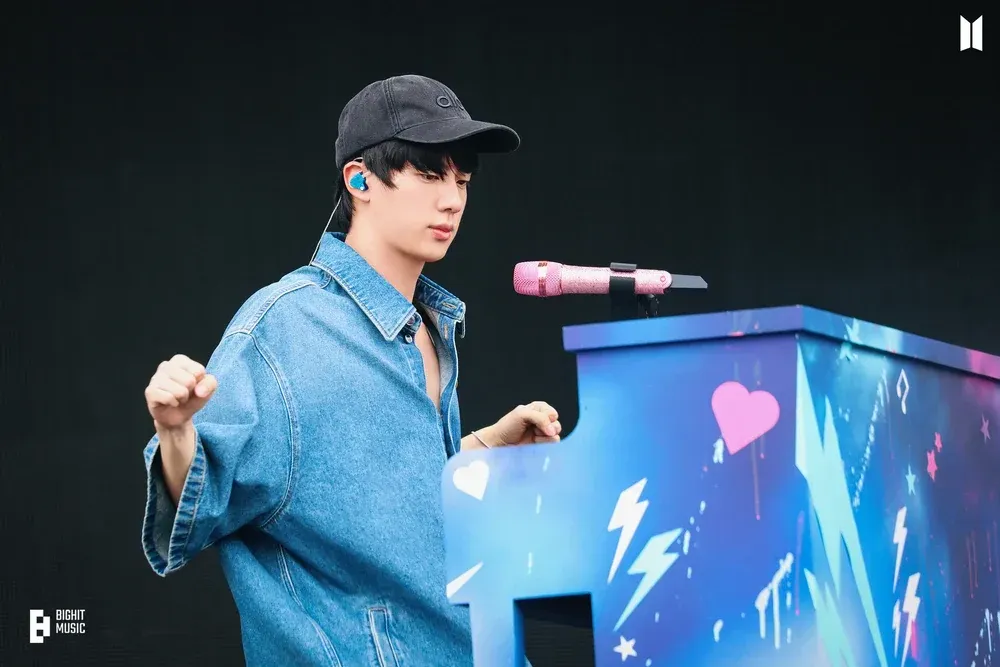 RUNSEOKJIN_EP.TOUR