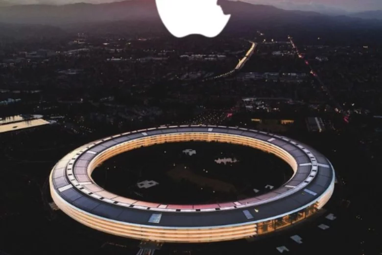 Apple признала, что Siri AI не может конкурировать с топовыми моделями ChatGPT и Claude
