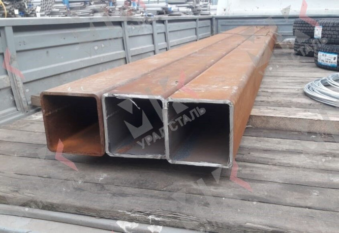 Труба профильная 300х300х6 сталь 09Г2С ГОСТ 30245-2003 в Алматы