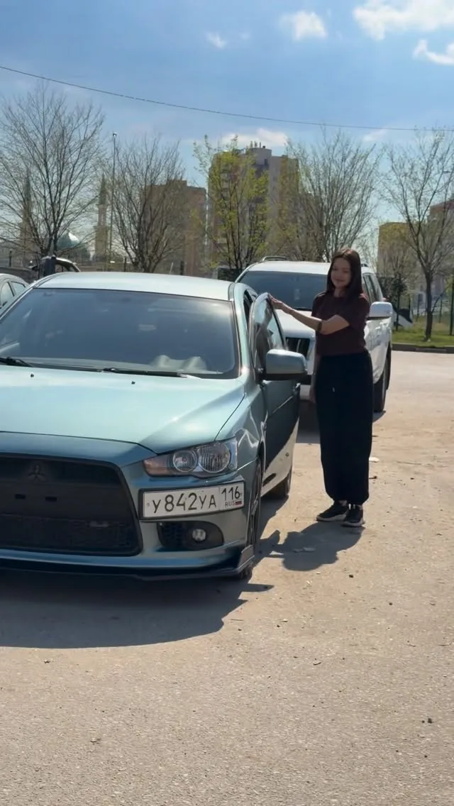 Преображение Mitsubishi Lancer X материалами HOTZ 