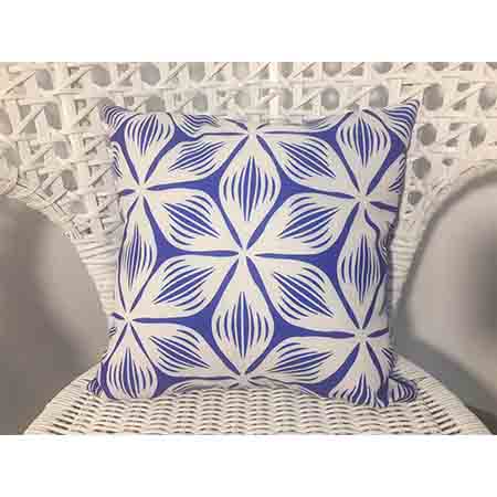 Подушка декоративная Цветок 35*35 см