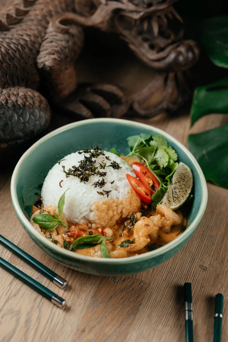 Красный карри с морепродуктами