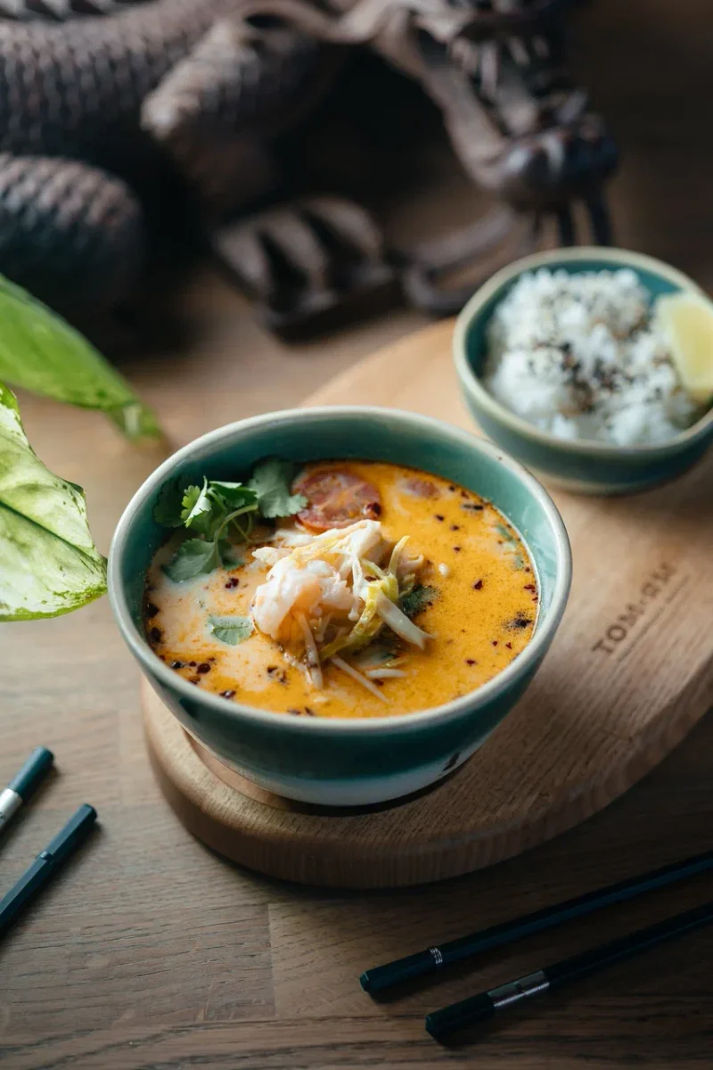 Том Кха Тхале