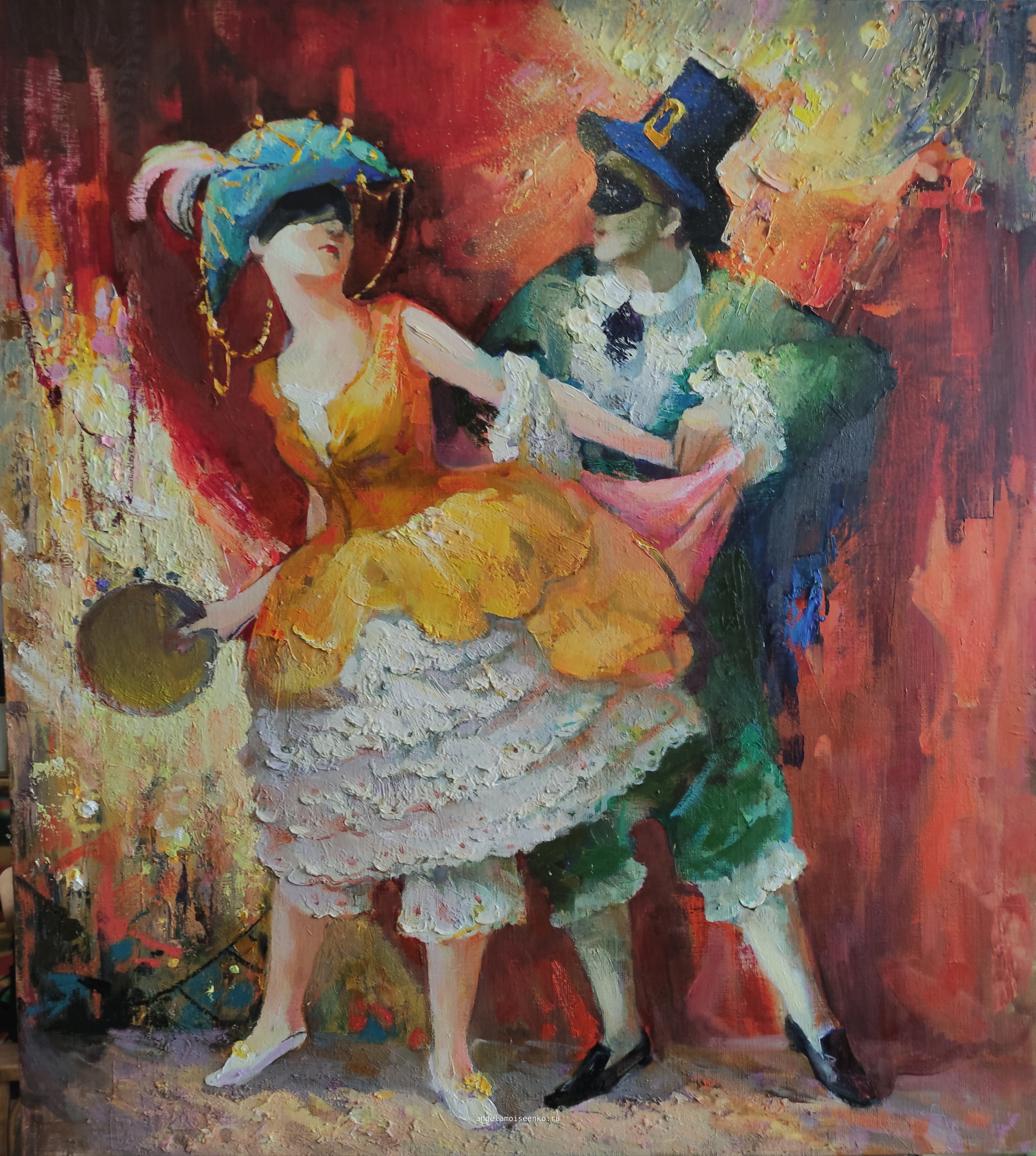 За кулисами