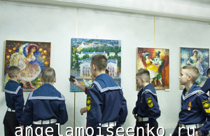 Выставка в ДКР