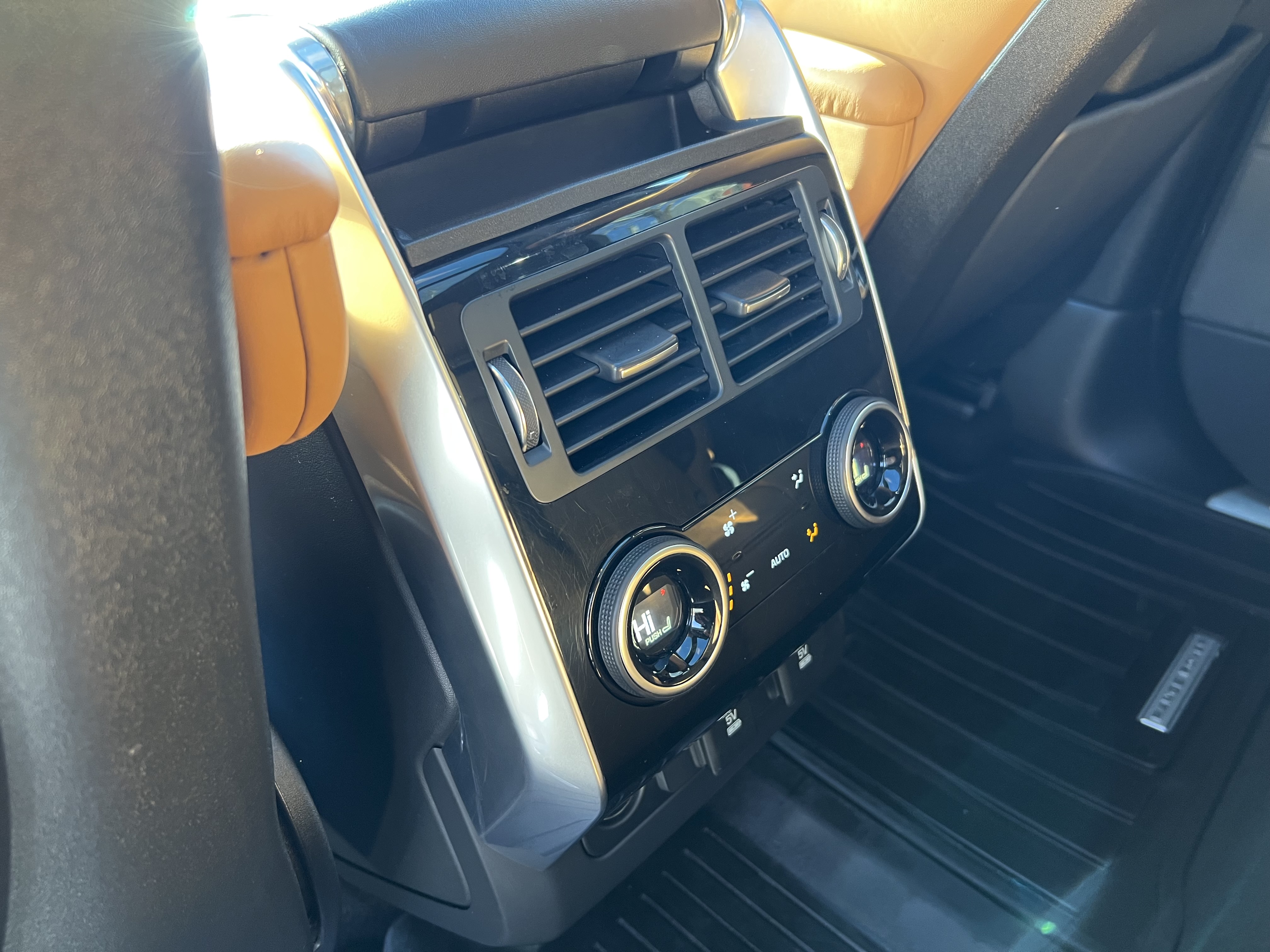 Land Rover Range Rover Sport 2020 · Рестайлинг — фото 12