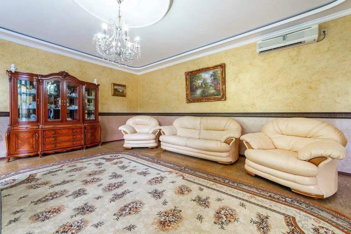 Элитный дом в коттеджном поселке - фото 3