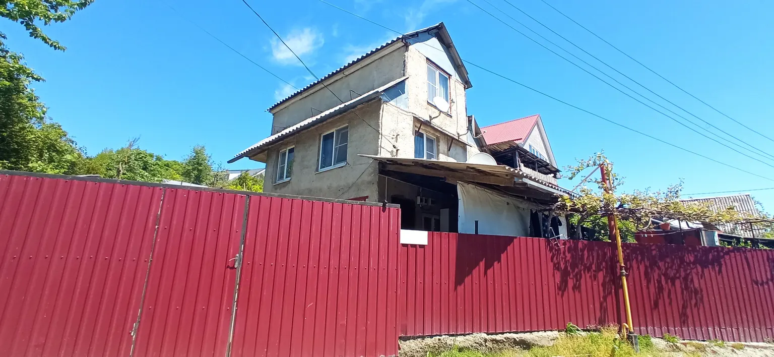 Продаю земельный участок с домом в Адлере - фото 3