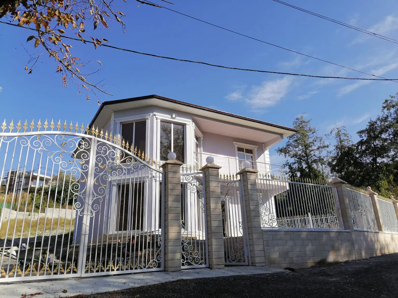 Продам коттедж в Адлере