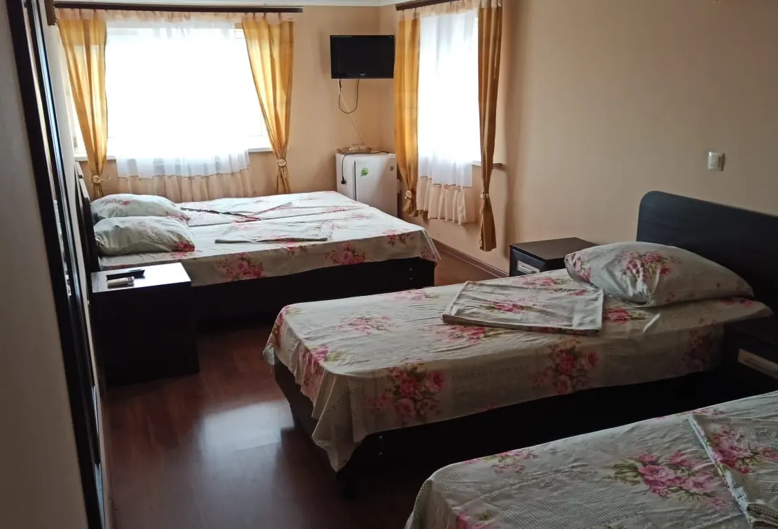 Гостиница в Лоо - фото 2