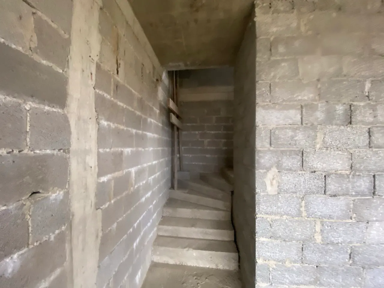 Продаем дом с видом на горы - фото 2