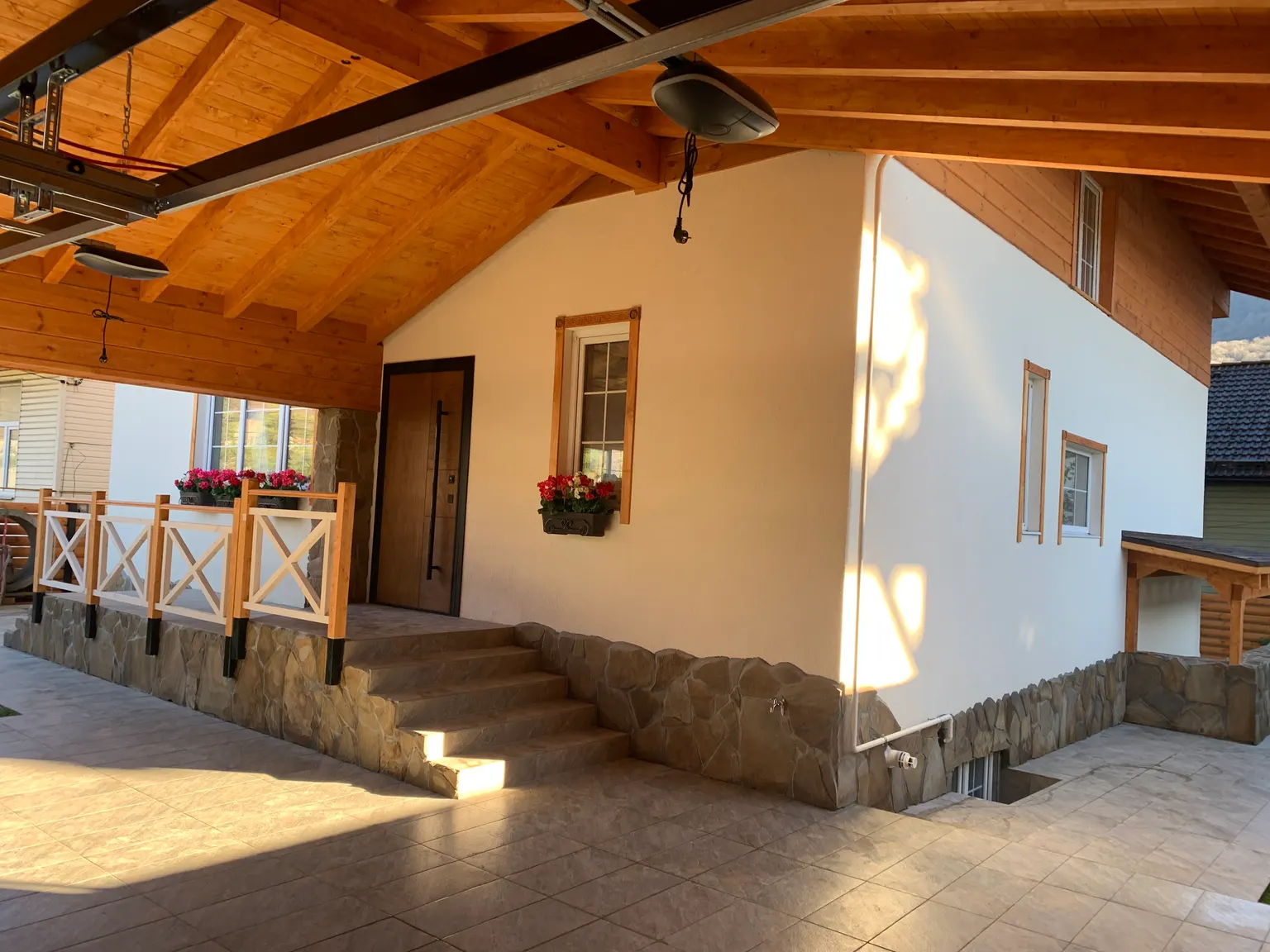 Гостиница 300 м2 в стиле шале в Красной Поляне - фото 4