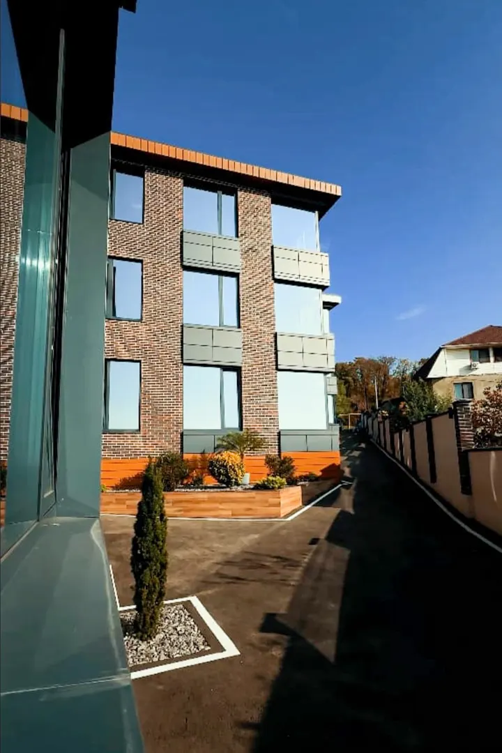 КП VILLA TRIO (Вилла Трио)