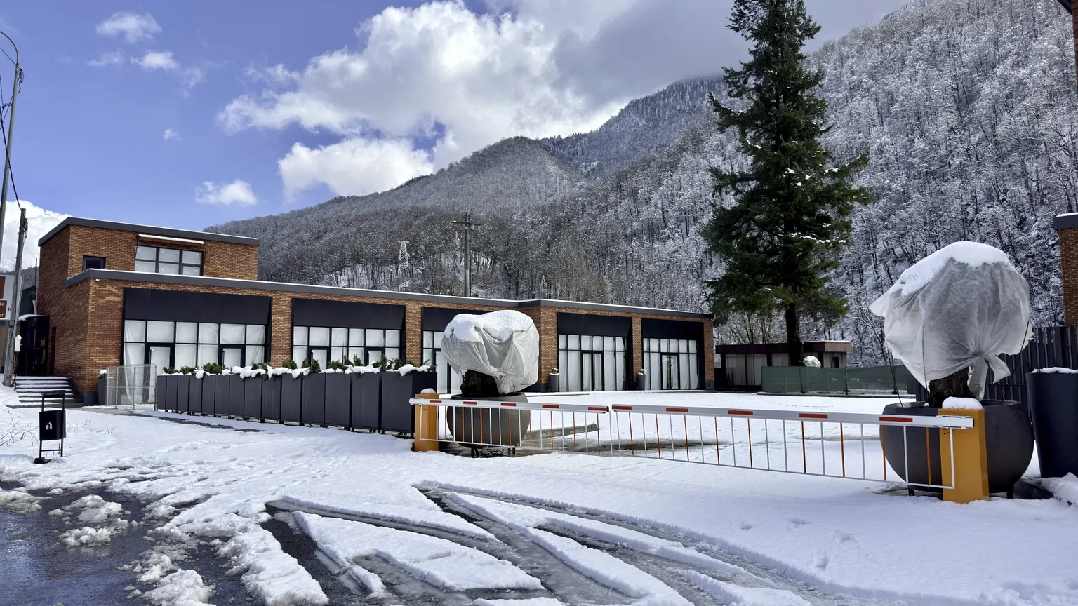 Красная Поляна: аренда коммерции 370 м² — 1 линия, высокий трафик - фото 2