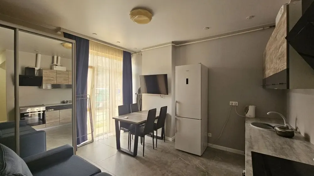 Квартира с ремонтом на улице Вишневой 33м - фото 3