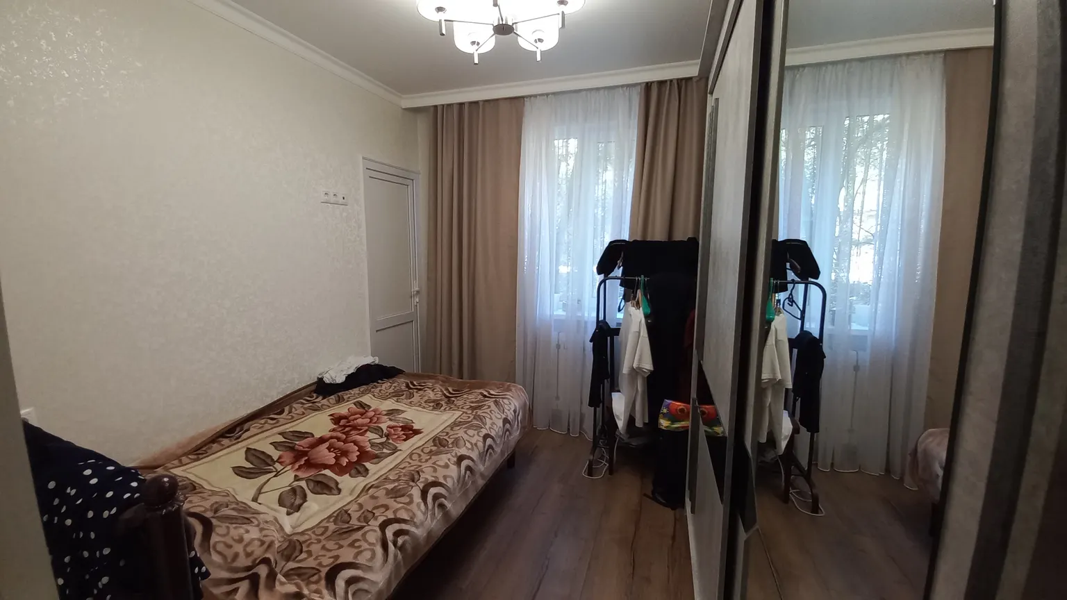 Продам трехкомнатную квартиру - фото 4