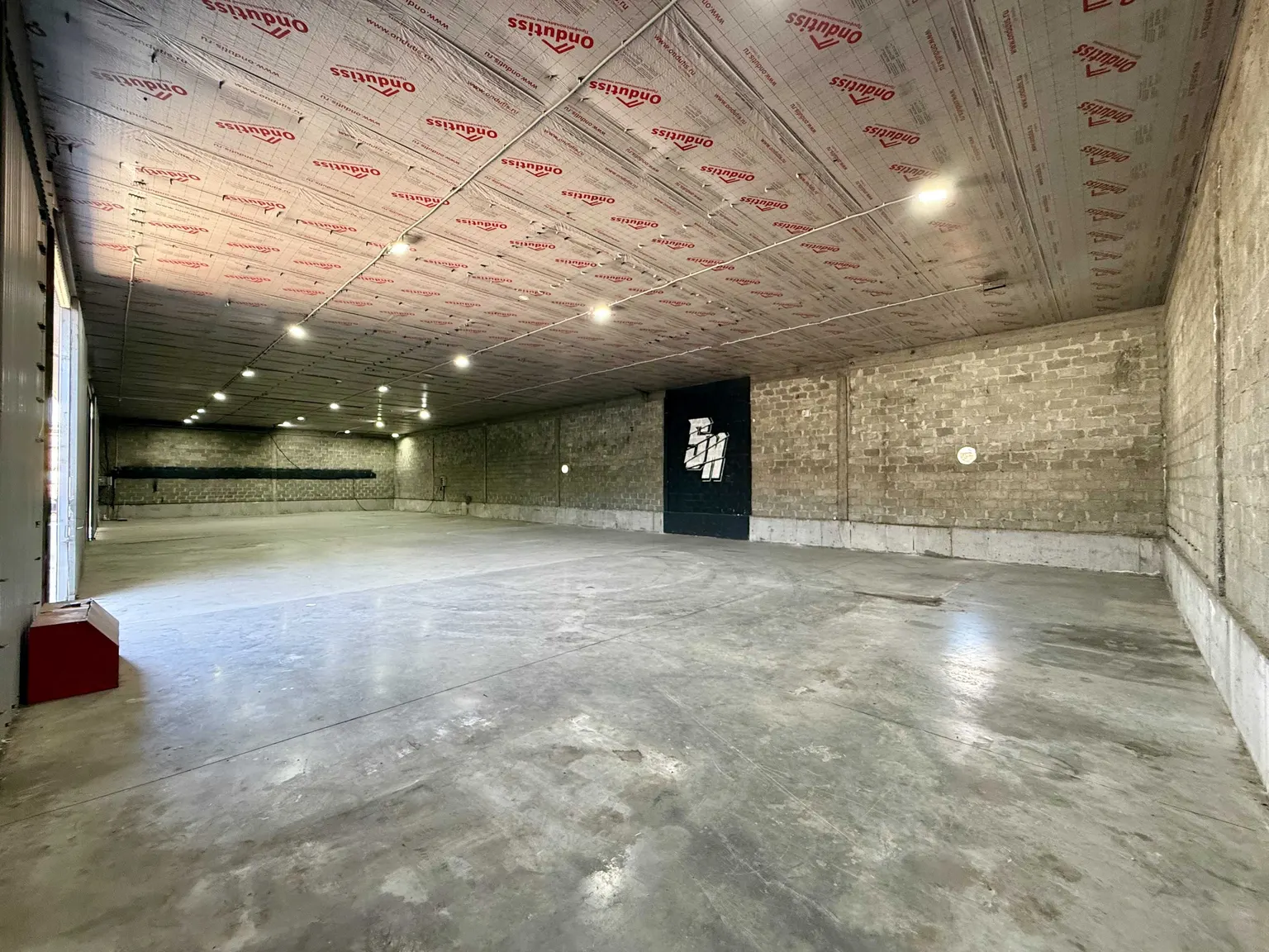 Склад 480 м². Потолки 5 м. Охрана. Сириус, ул. Энергетиков, 3 - фото 2