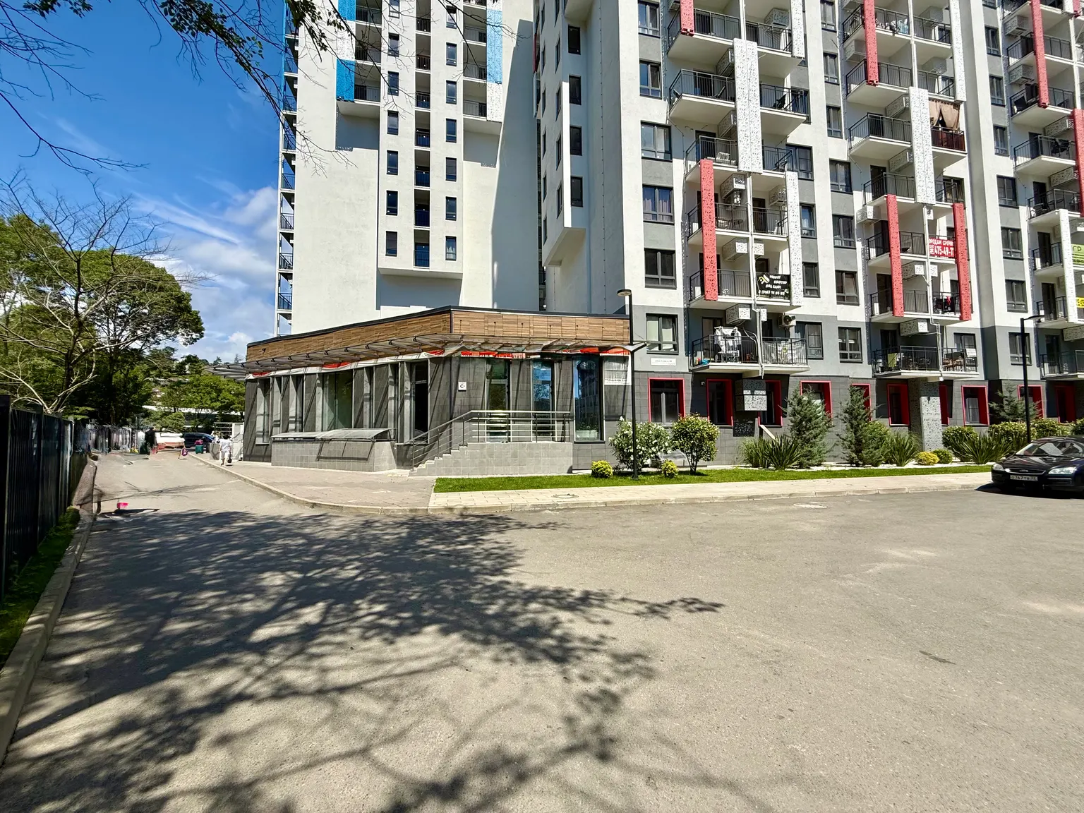 Аренда Коммерческого Помещения 154 м² в ЖК Летний
