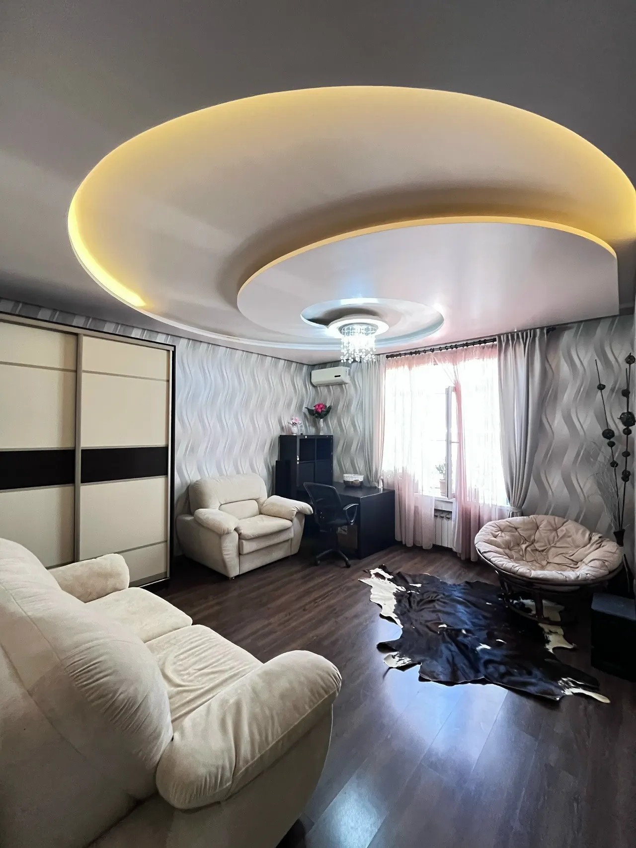 2-комнатня квартира на переулке Рахманинова, 39/10