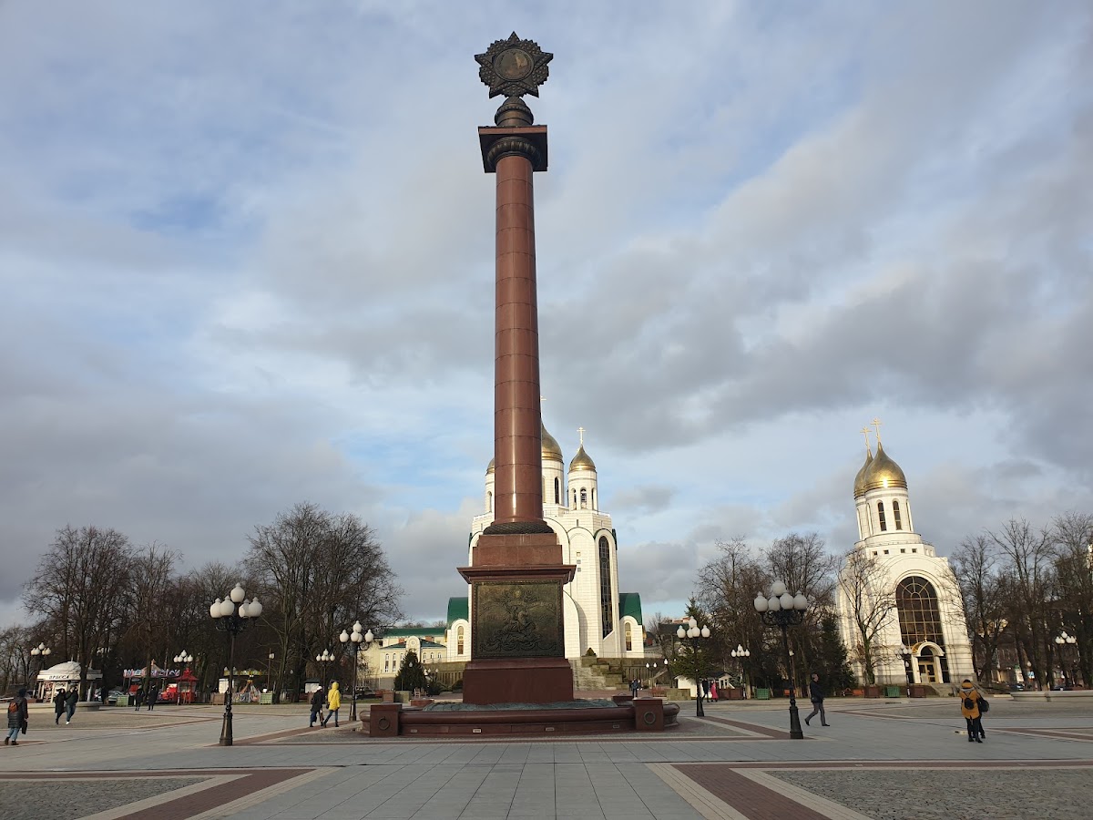 Стела в честь подвига Героя Советского Союза И.И. Кокшарова