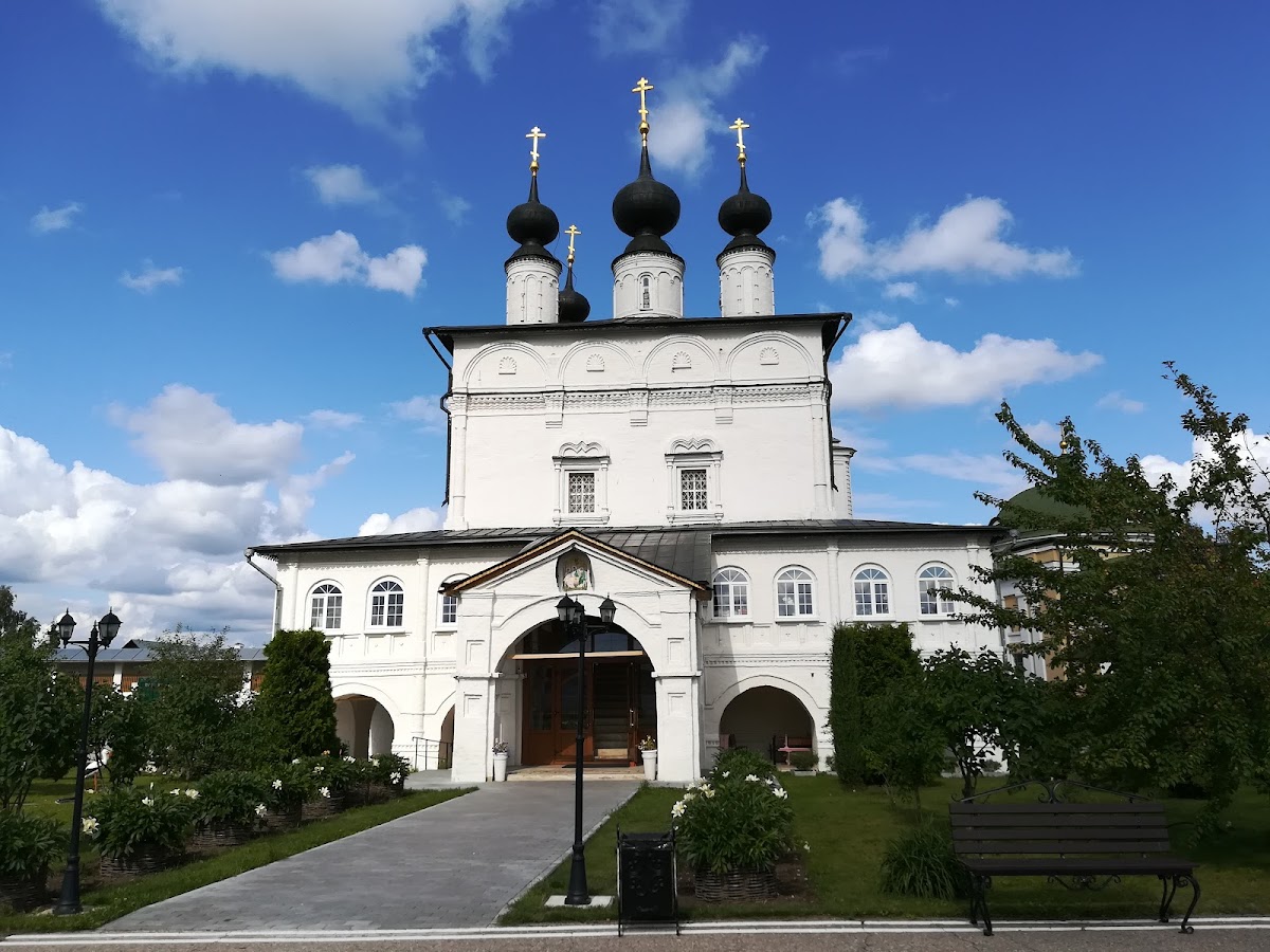 Свято-Троицкий Белопесоцкий монастырь