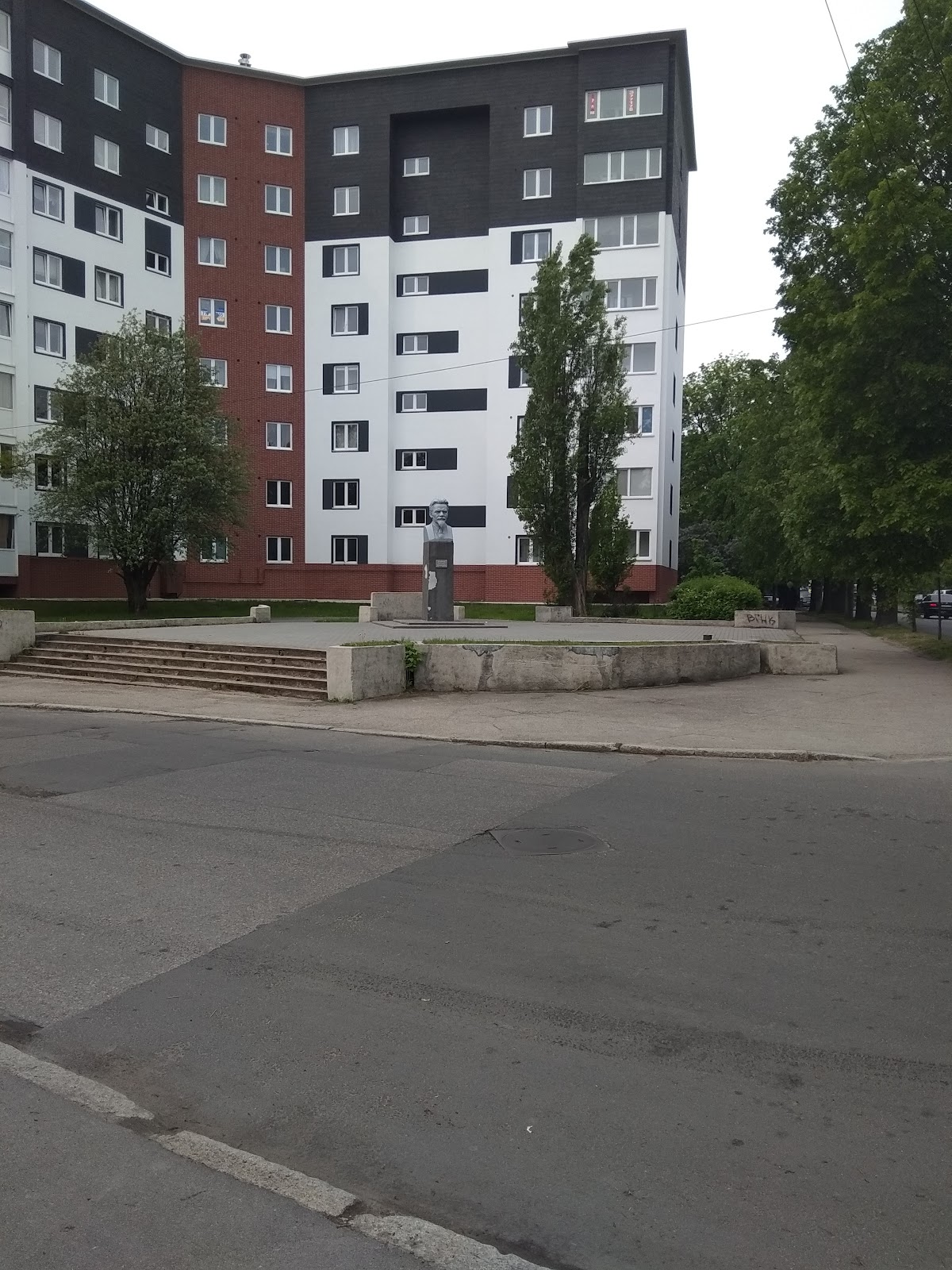 Бюст К.Н. Галицкого
