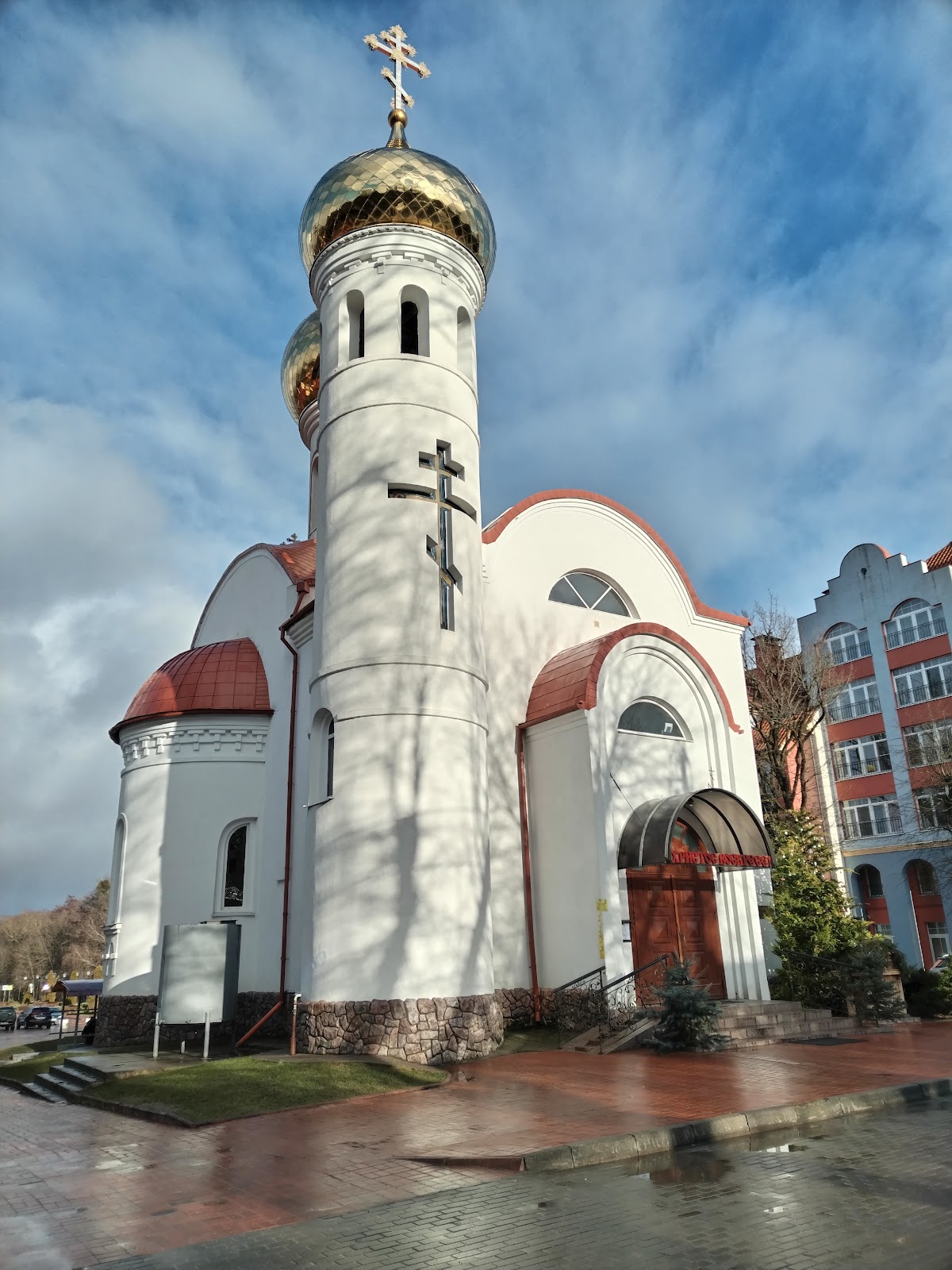 Храм в честь святых Жен-Мироносиц