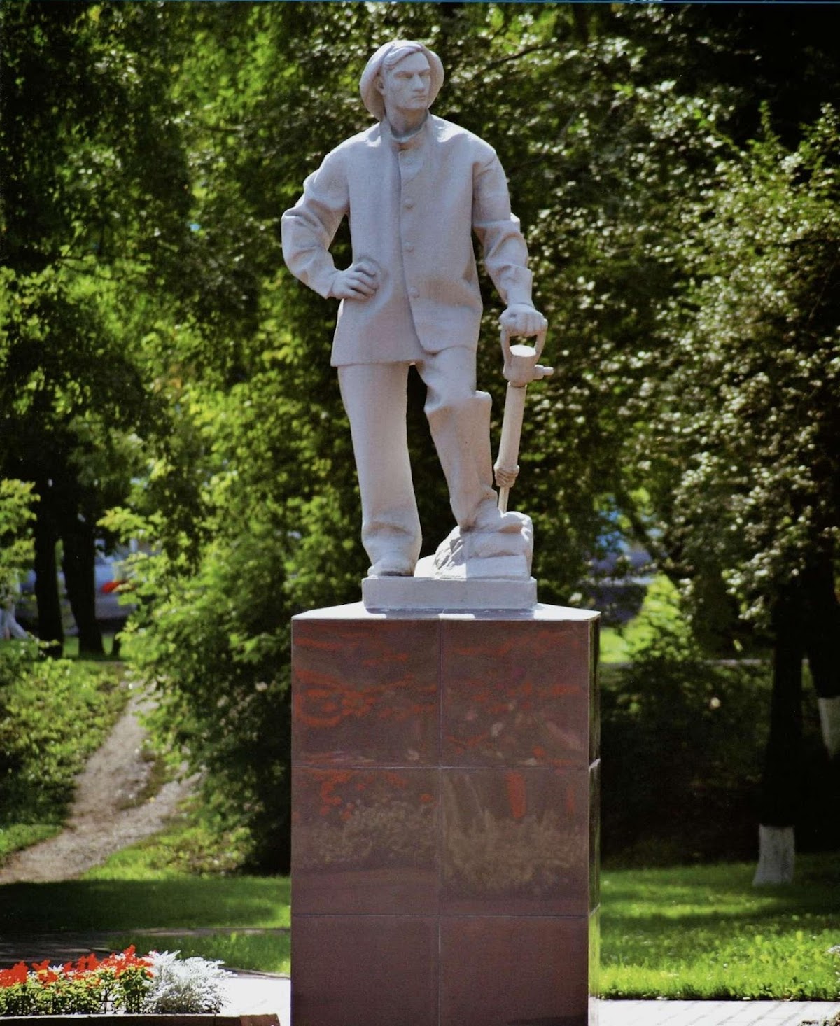 Памятник Шахтёру