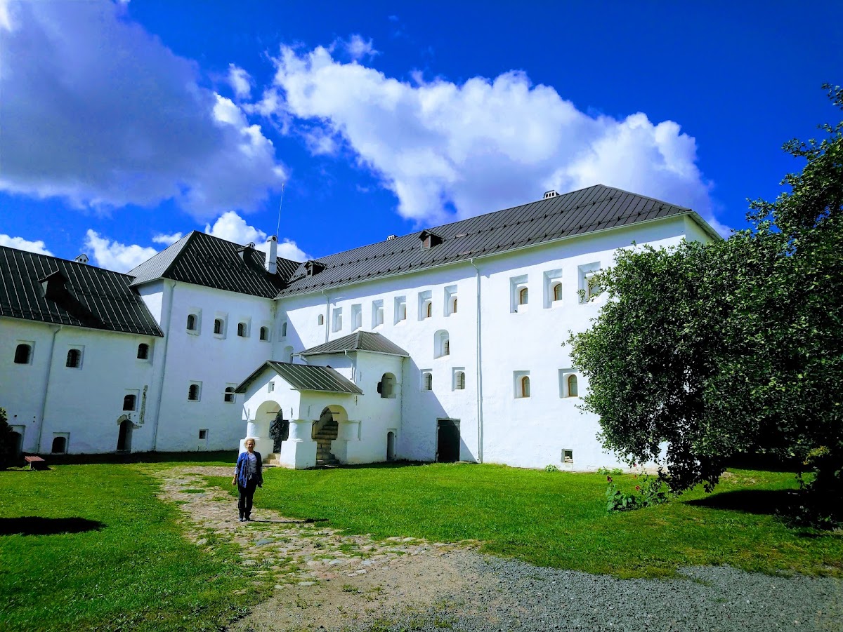 Поганкины палаты