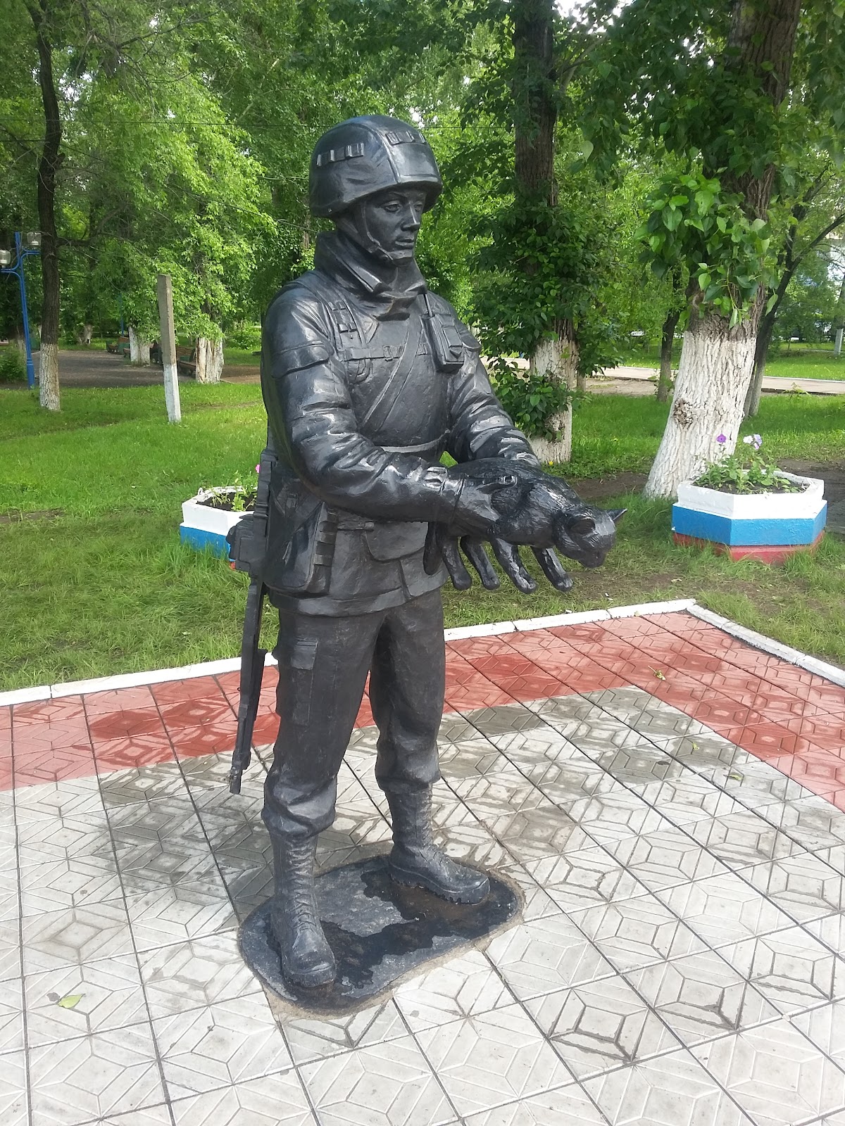 Памятник «Вежливым людям»