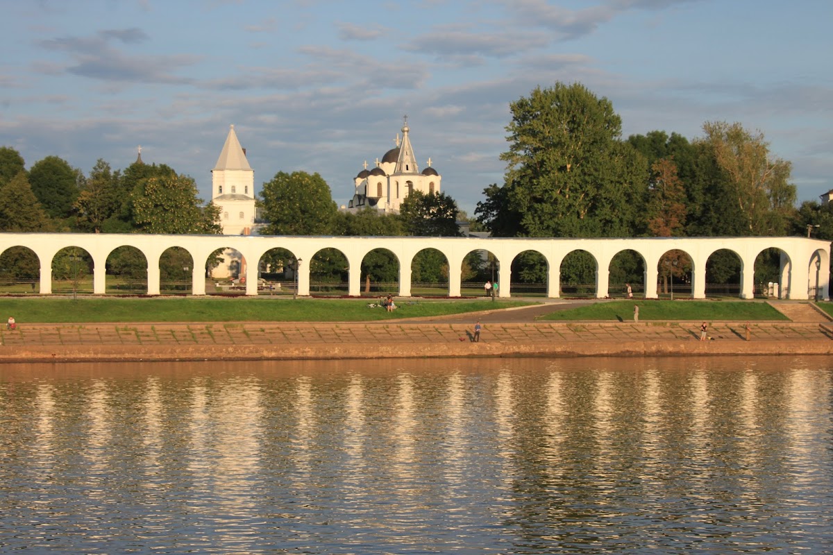 Ярославово дворище и Торг