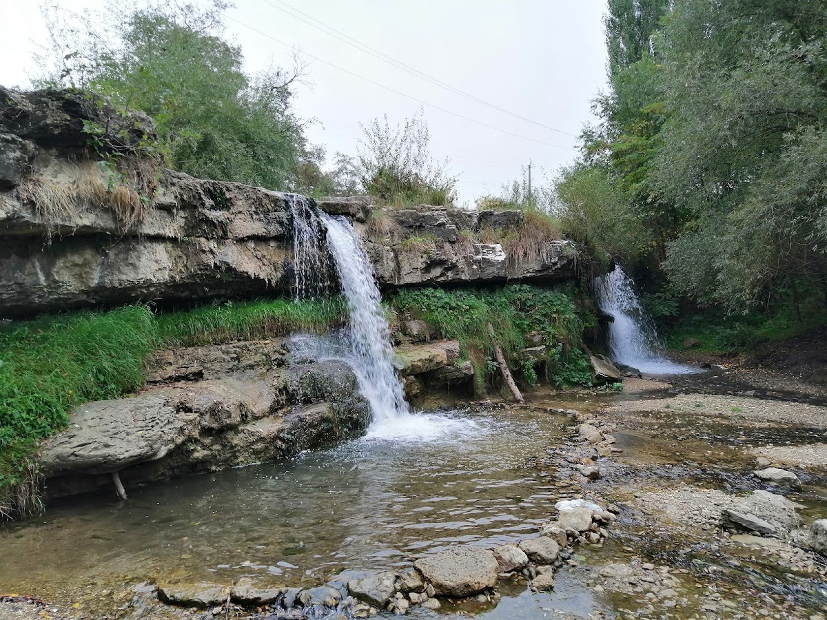 Лермонтовский водопад