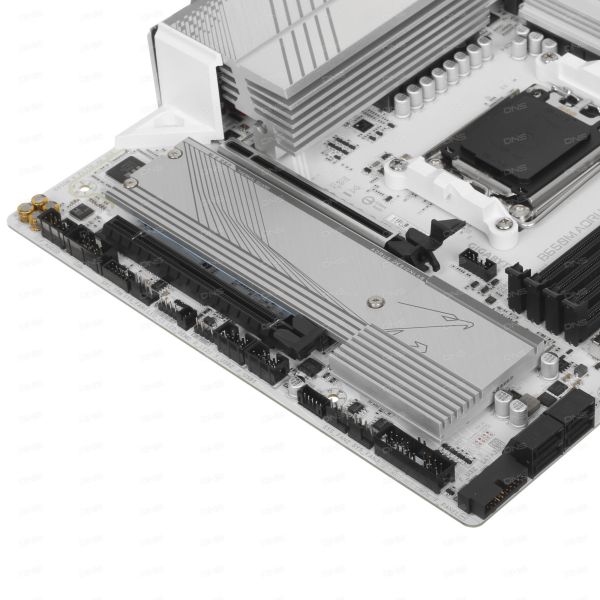 GIGABYTE B650M AORUS ELITE AX ICE motherboard