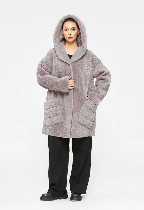 Фото Шуба из натурального астрагана лаванда с капюшоном - 9
